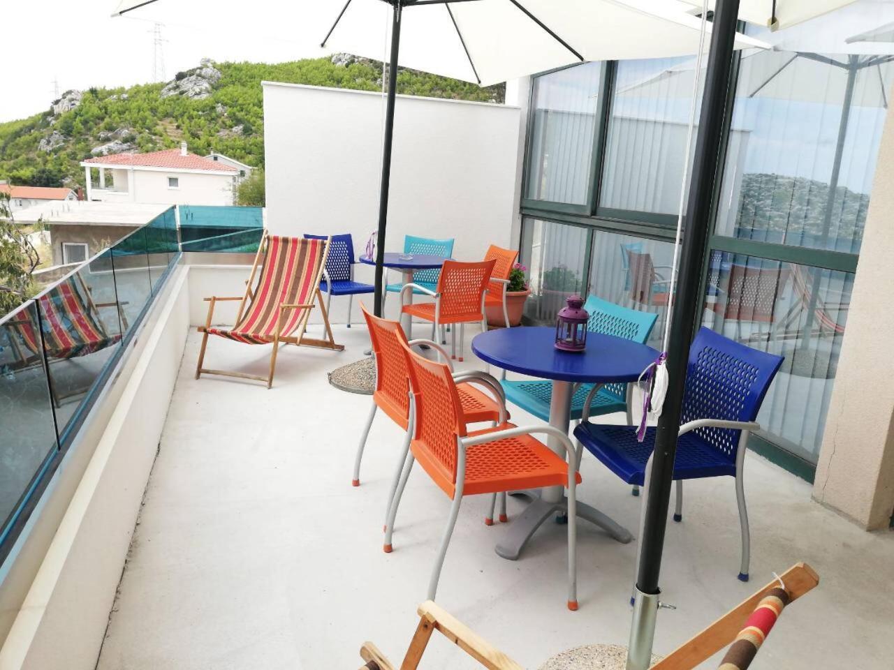 Apartments Cepo Makarska Esterno foto
