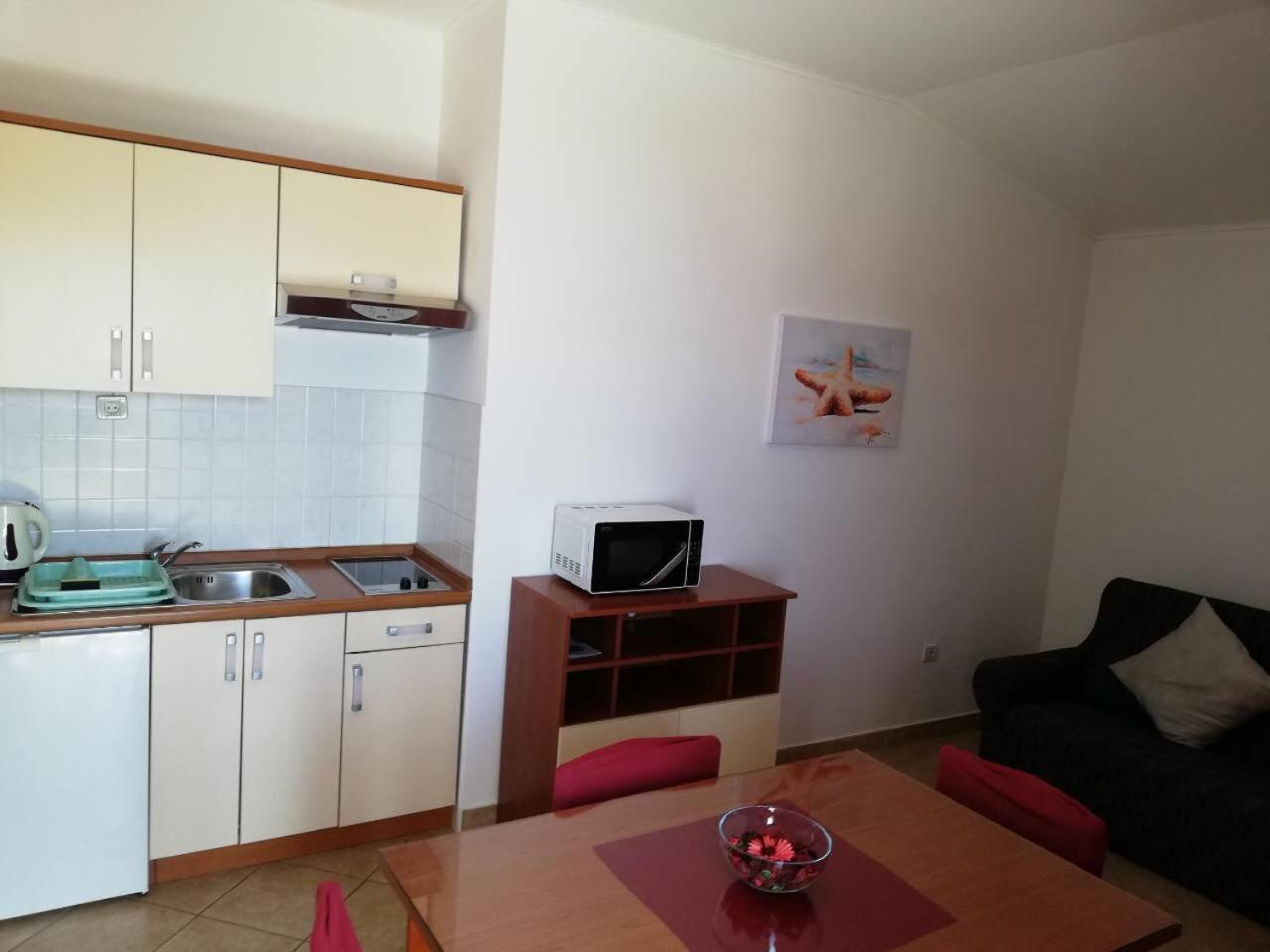 Apartments Cepo Makarska Esterno foto